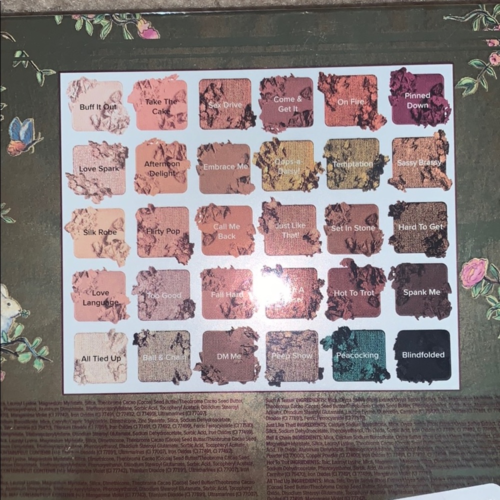 Too faced natural lust pallete! - Picture 3 of 4